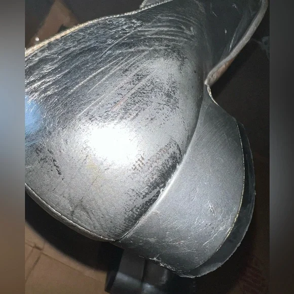 Chanel Silver Mary Jane Women's Shoes. READ DESCRIPTION - Picture 11 of 14